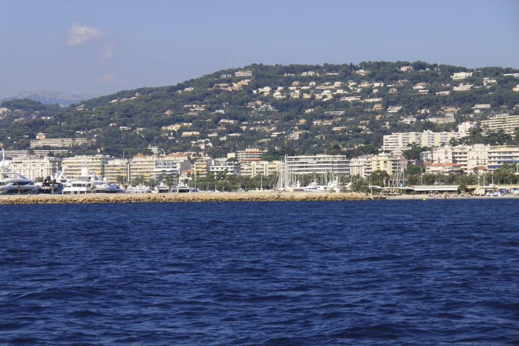 Hotel Croisette 81 Cannes Pokoj fotografie